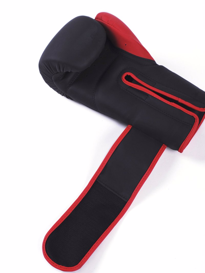 MANTO BOXING GLOVES Essential black/red